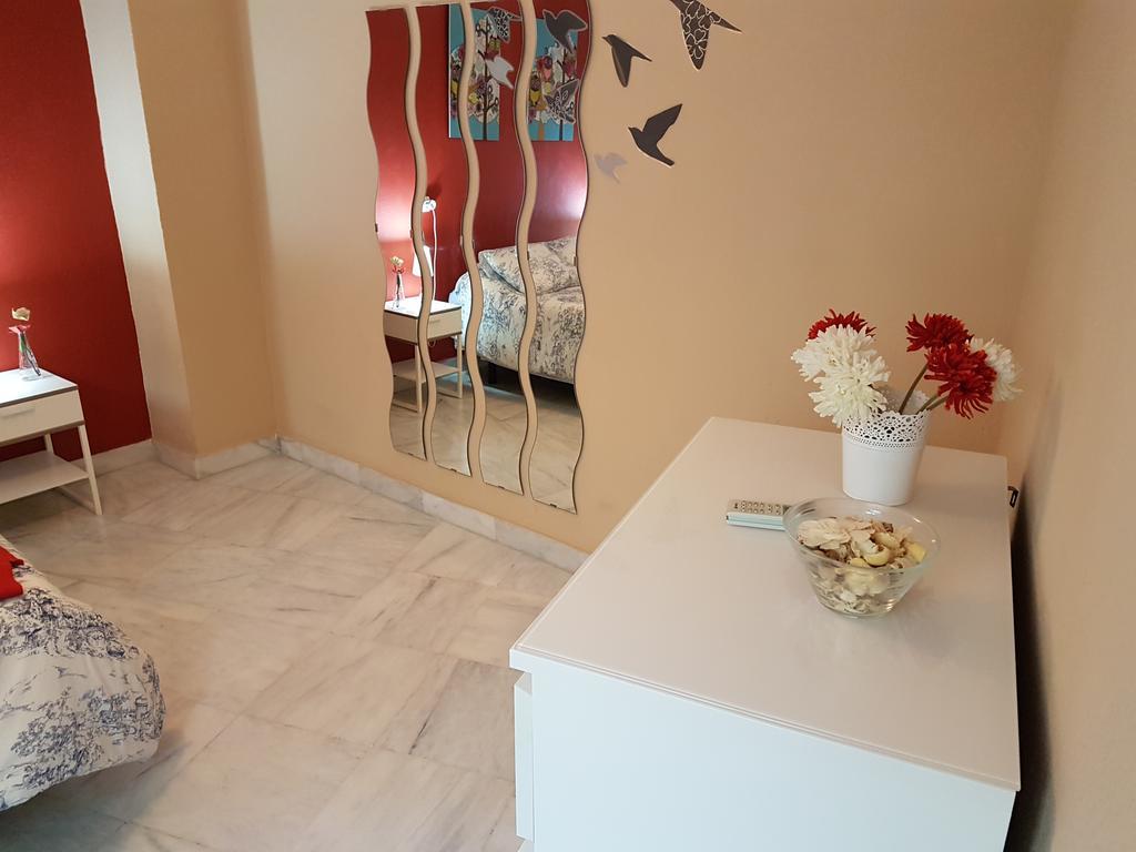 Apartamento Venecia Arenal 塞维利亚 外观 照片